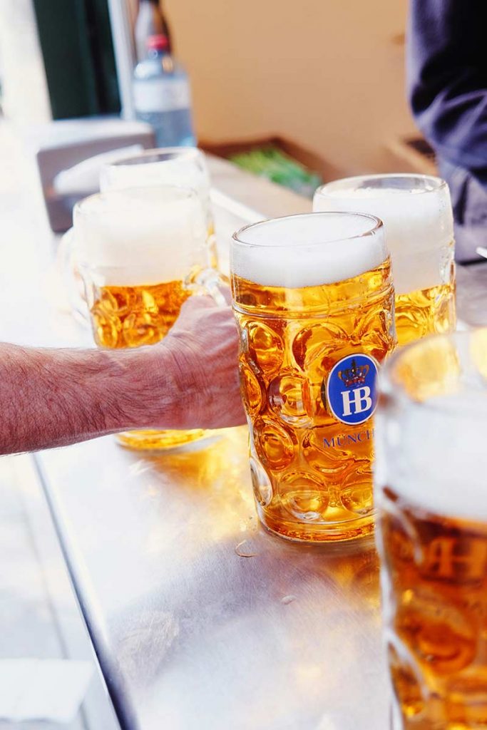 mobile-bar-hire-for-oktoberfest-german-beer