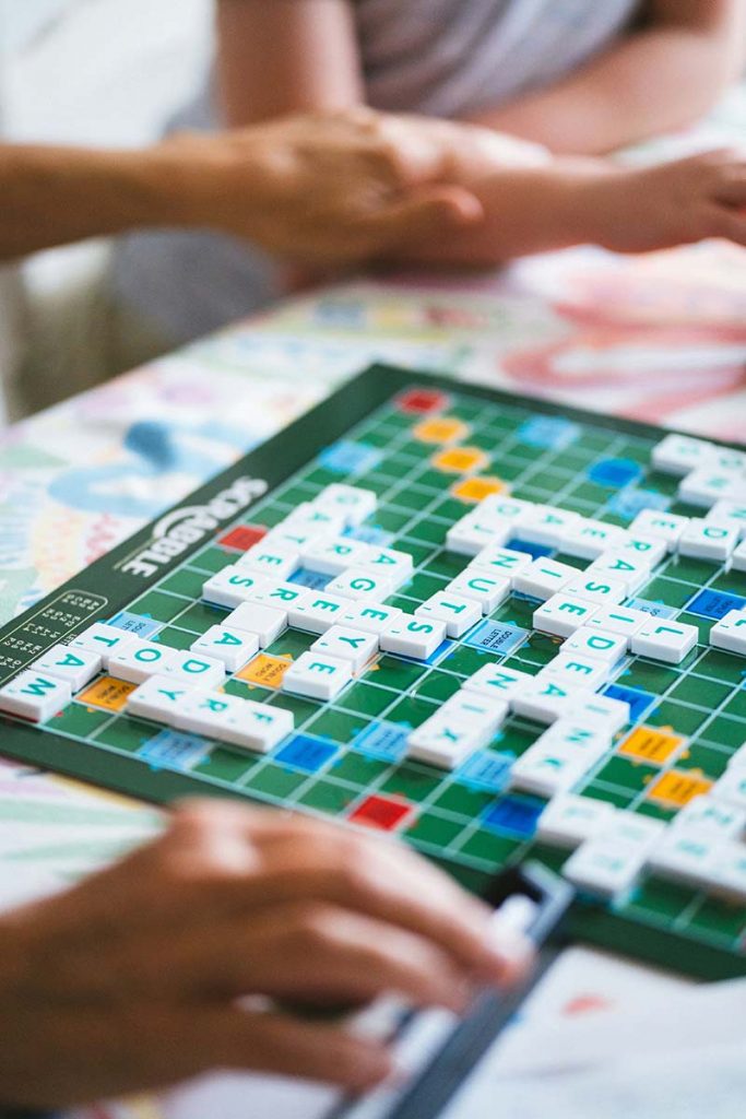 mobile-bar-hire-board-games